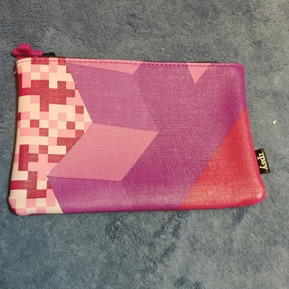 Pink Star Pattern Ispy Clutch - Picture 1 of 4